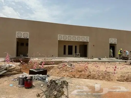 مقاول عام 11