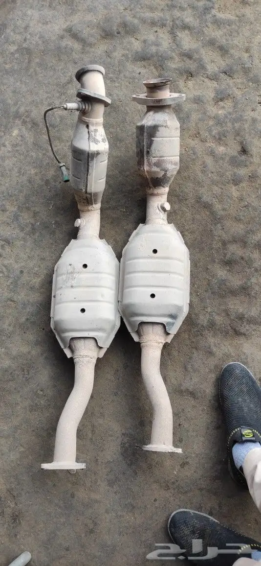 فورد فكتوريا 2010 11