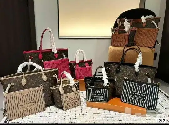 يوجد جميع الشنط جمله وقطاعي 5