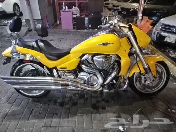 سوزوكي بوليفارد M109R 0