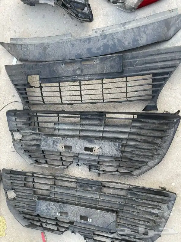 عدسات شمعات اسطبات زنون محولات لمبات ليد غطيان شمعات تفصيل 37