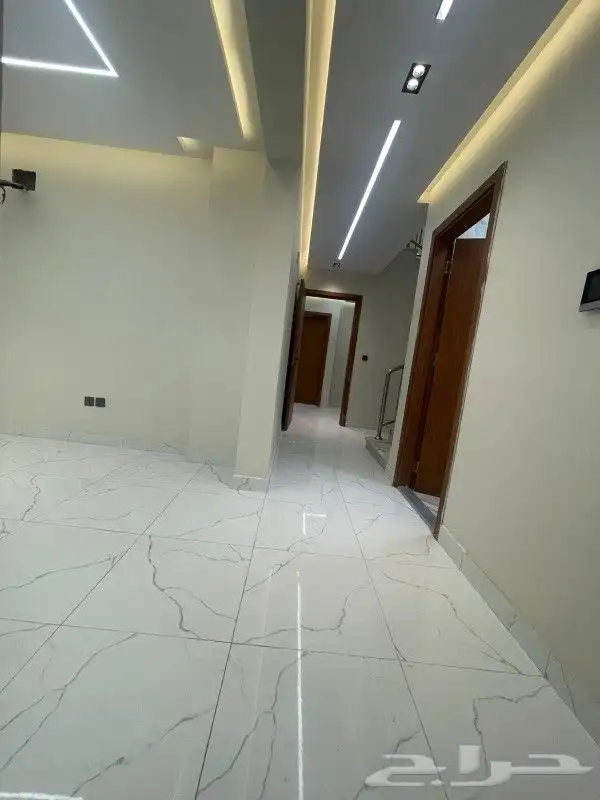 للايجار فيلا روف دورين في الامير فواز 3