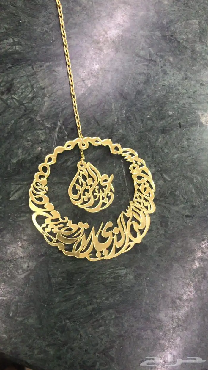 دروع وبروشات واستندات ولوحات 7