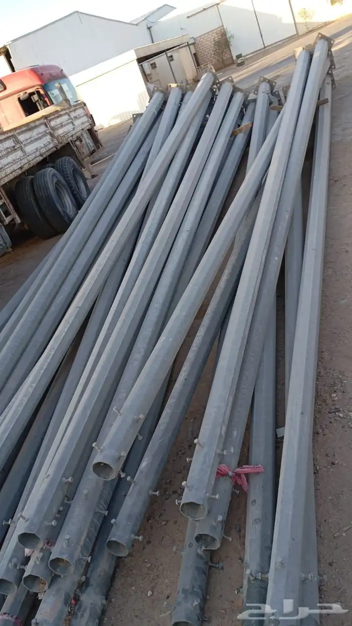 اعلام يارب سواري لوحات حديد مشاريع عقارية 50