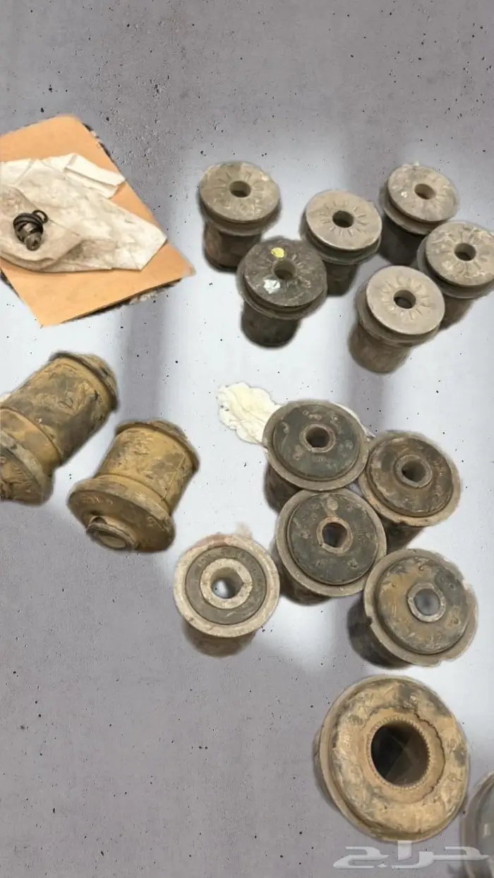 قطع غيار جمس وكابرس قديم 43