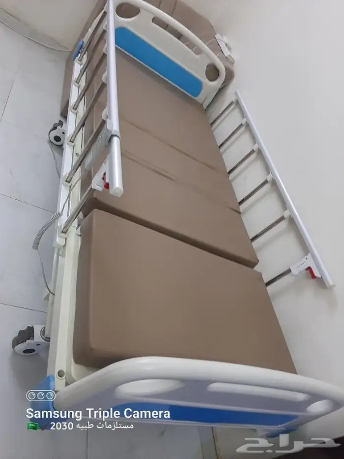 سرير طبي كهربائي 0