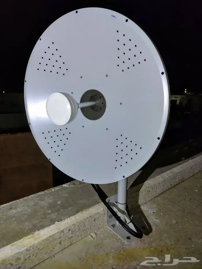 فني تركيب أنتينا ميمو خارجية 5G وترهييم جميع انواع الراوترات 2