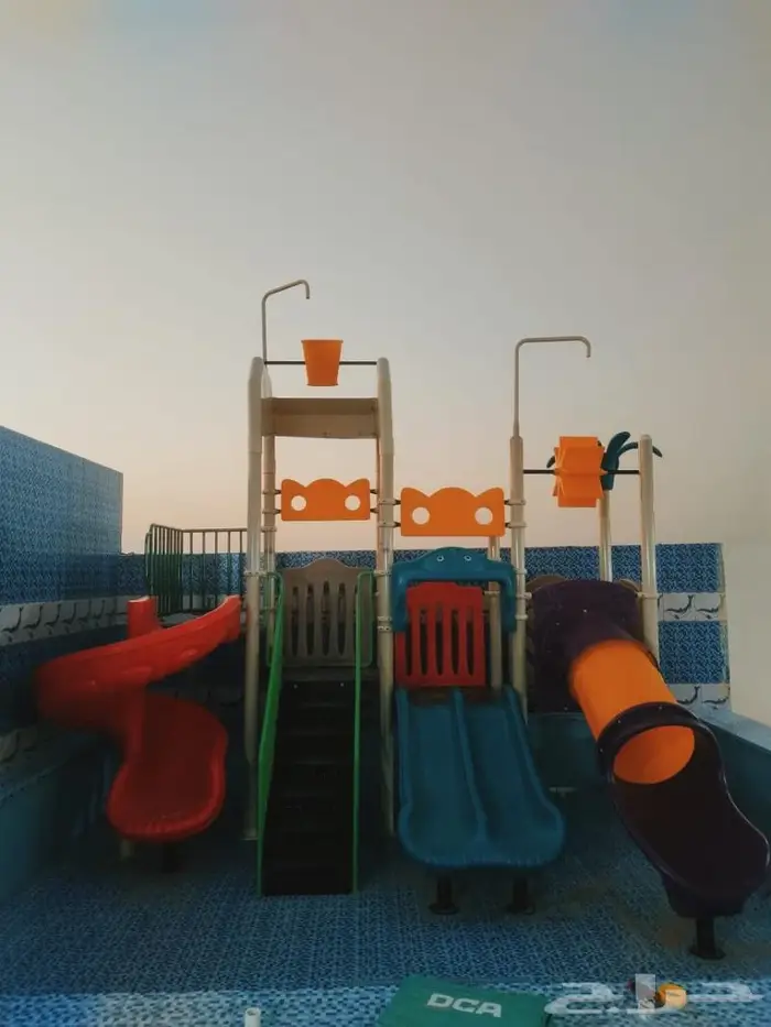 العاب مائية متوسطه اربعه بوصة 1