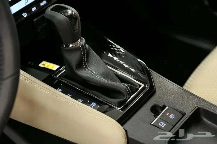 عرض خاص تويوتا يارس 2024 الشكل الجديد بدون دفعه اولي 8