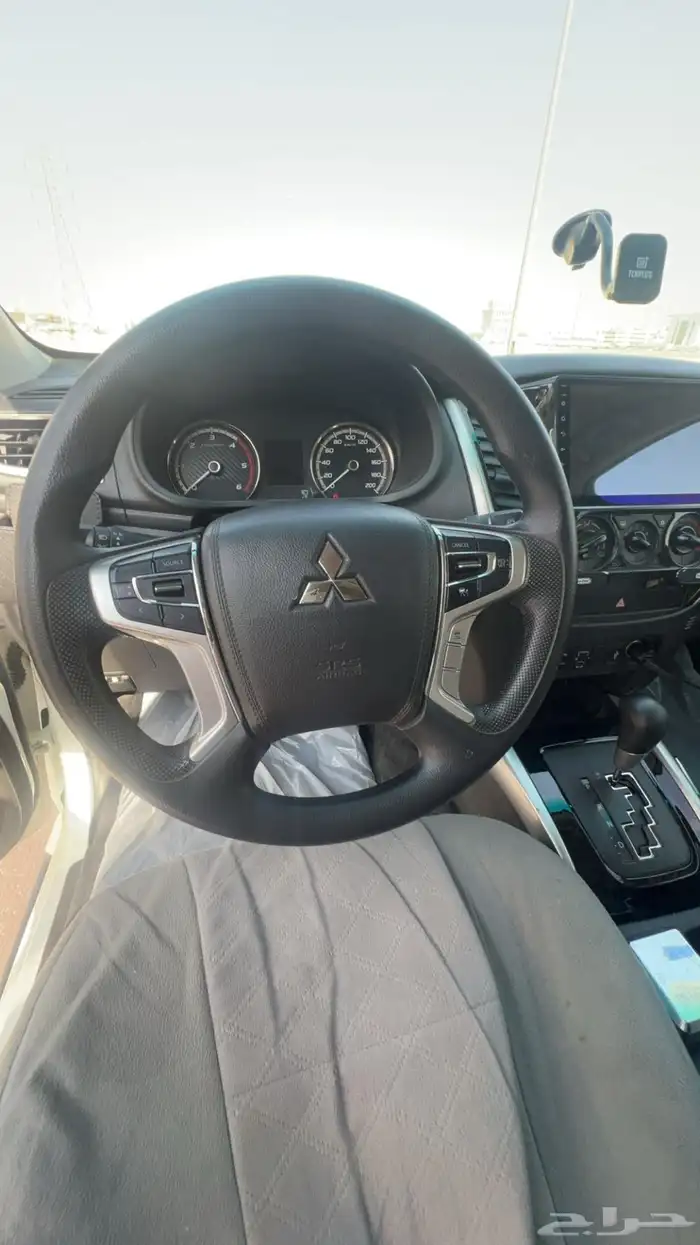ميتسوبيشي L200 عداد 60 الف 10