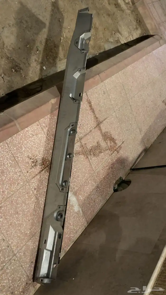 سمكة كامري سبورت يسار ( جهة السايق) 1