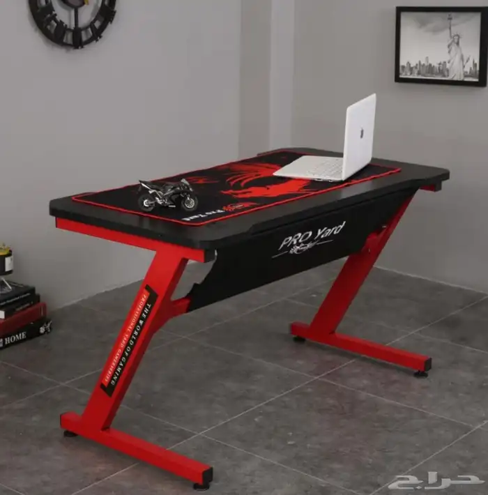 طاولة اللعاب و قيمنق مع ماوس باد 5