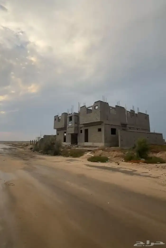 للبيع عماره عظم 4 شقق 0