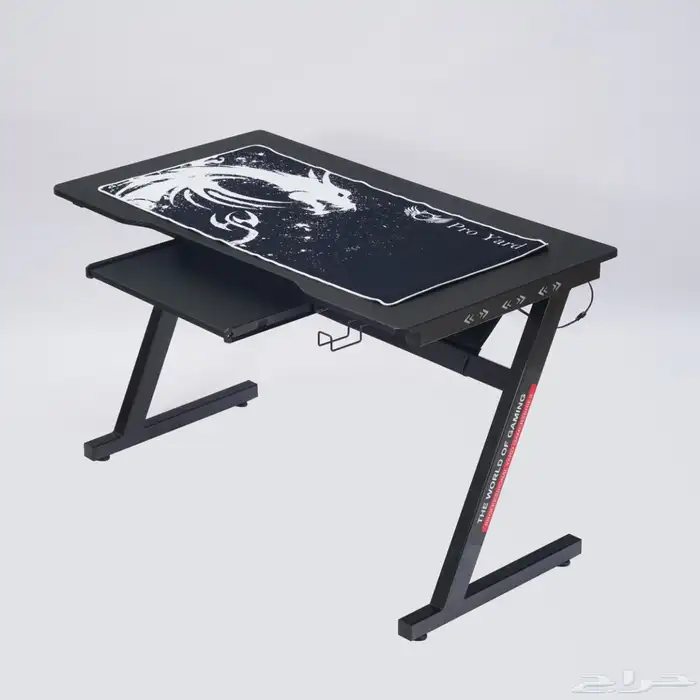 طاولة اللعاب و قيمنق مع ماوس باد 4