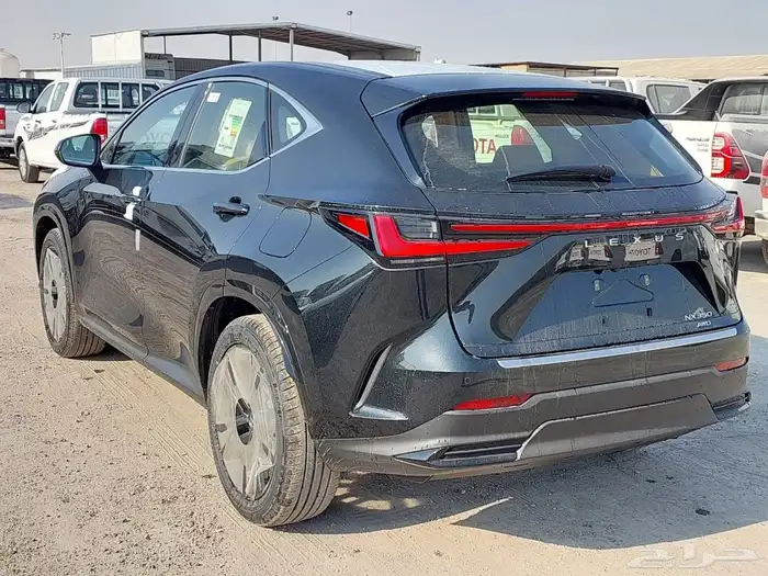 لكزس NX350 بنزين 3