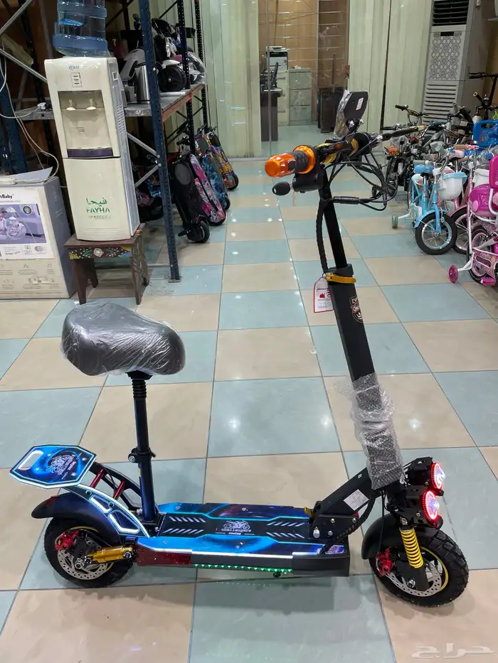 سكوتر الوحش 48 فولت - 800 واط - رفرف مضئ 1