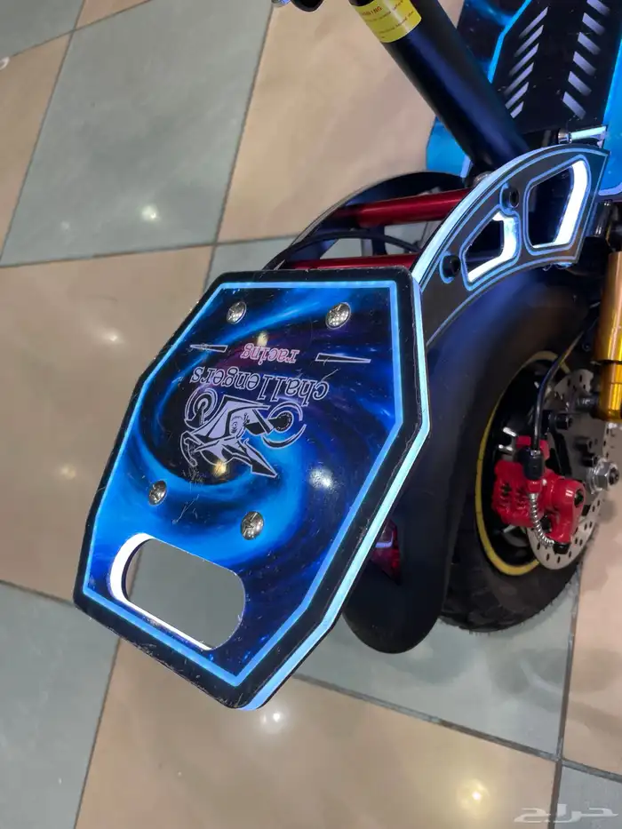 سكوتر الوحش 48 فولت - 800 واط - رفرف مضئ 5