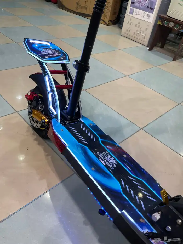 سكوتر الوحش 48 فولت - 800 واط - رفرف مضئ 4