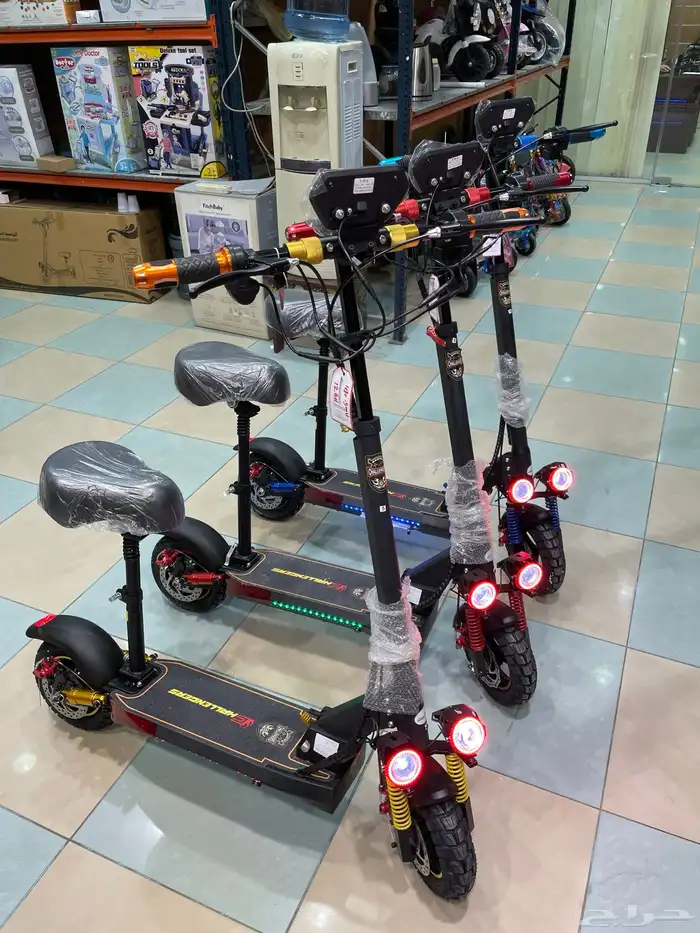 سكوتر كهربائي الوحش 48 فولت12000 أمبير -800 واط وشاشه كبيرة 10