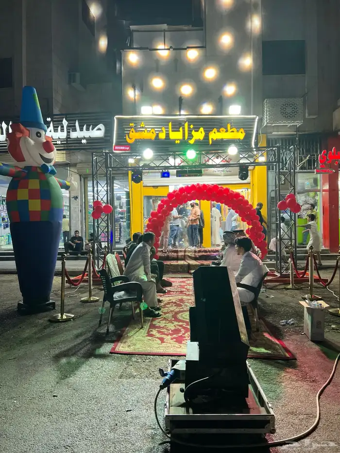 قوس بلونات للأيجار 3