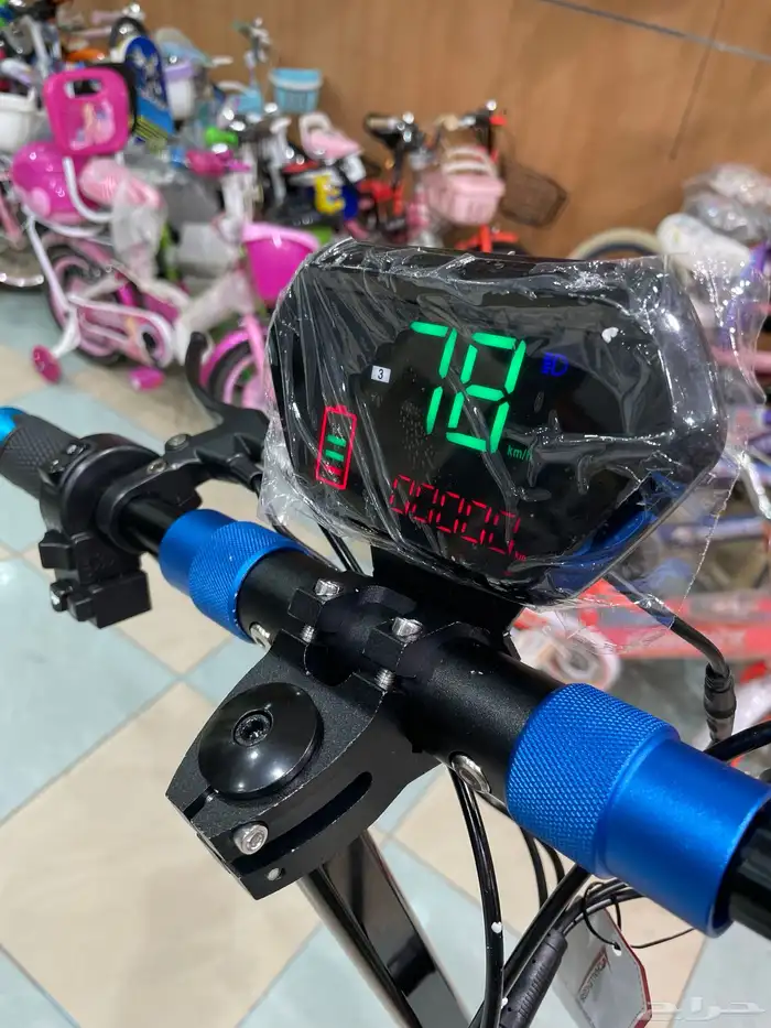 سكوتر كهربائي الوحش 48 فولت12000 أمبير -800 واط وشاشه كبيرة 8