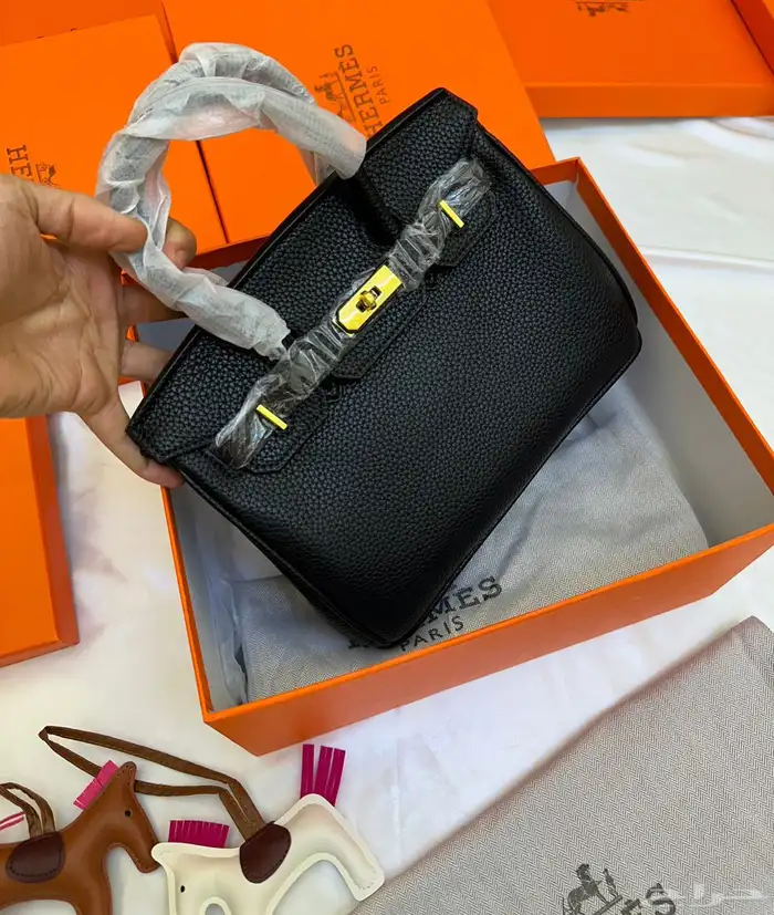 شنط بيركن بعده احجام 15