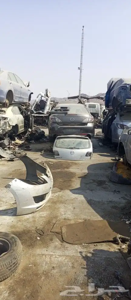 تشليح الحمدانيه لجميع قطع غيار السيارات مازدا مازدا 5