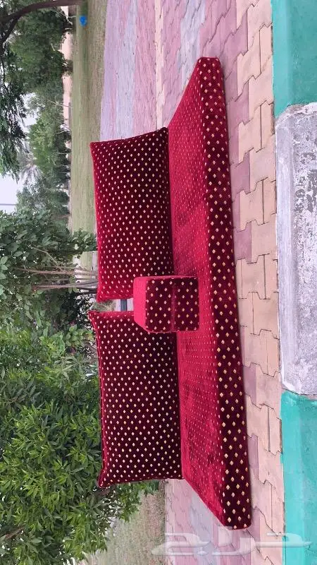 جلسات أرضية للإيجار في الحدائق والمتنزهات 3