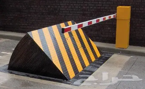 إعلان مصدات السيارات الهيدروليكية   الأمان والحماية المتطورة 1