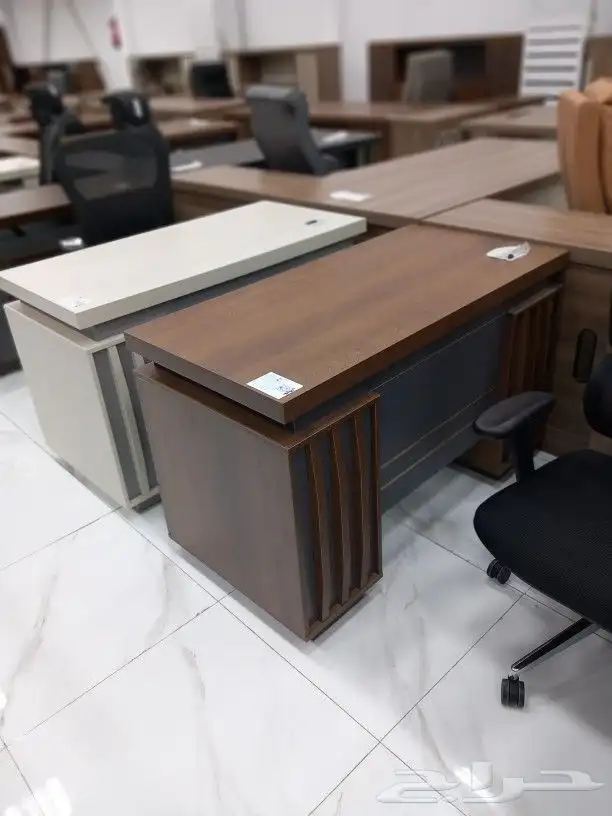 مكاتب فخمه 3