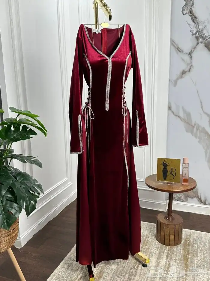 فساتين حديثه أسعار مخفضه   فساتين فوريه وتوصيل مجانآ 22