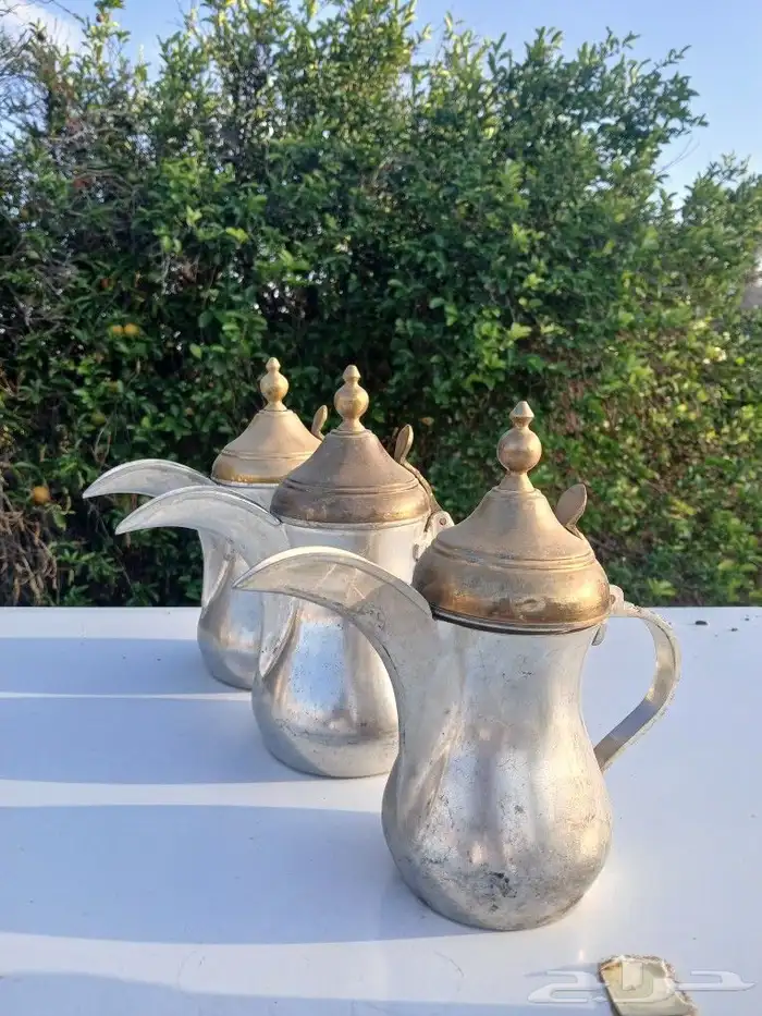 دلال طقم. مستعمل 7