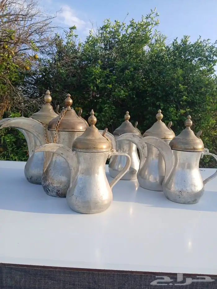 دلال طقم. مستعمل 1