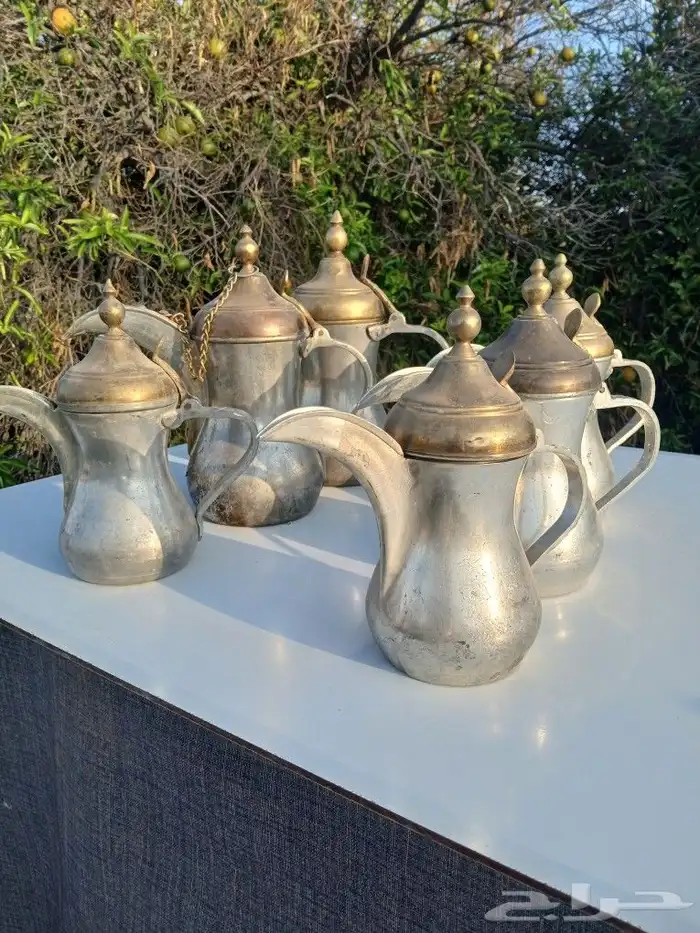 دلال طقم. مستعمل 6