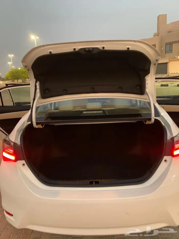 للبيع تويوتا كورولا الموديل 2019 0