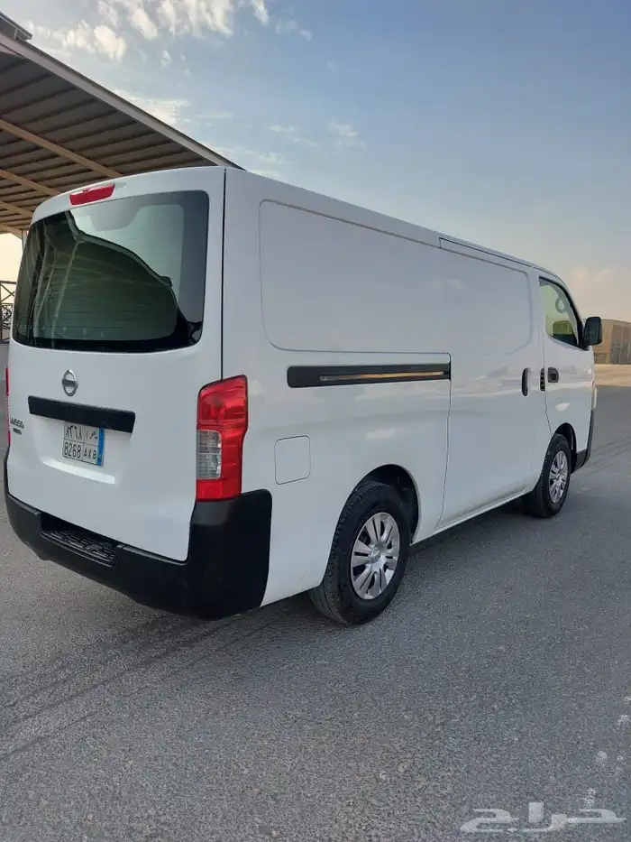 نيسان اورفان بضاعه ديزل 2021 2