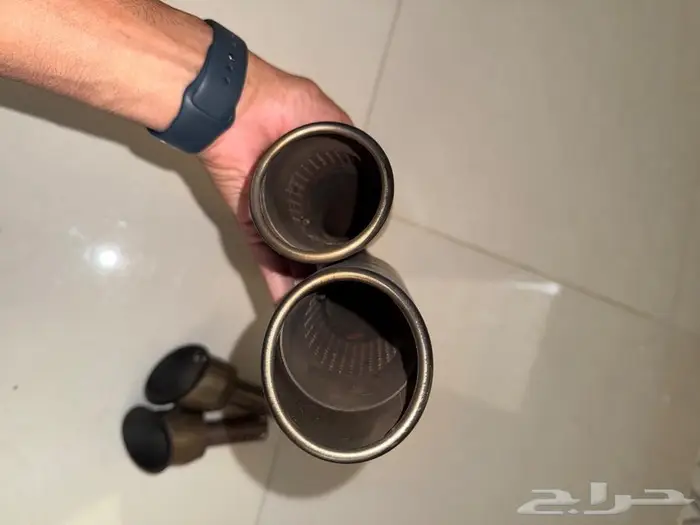 دبة اكرابوفيك مخرجين 0