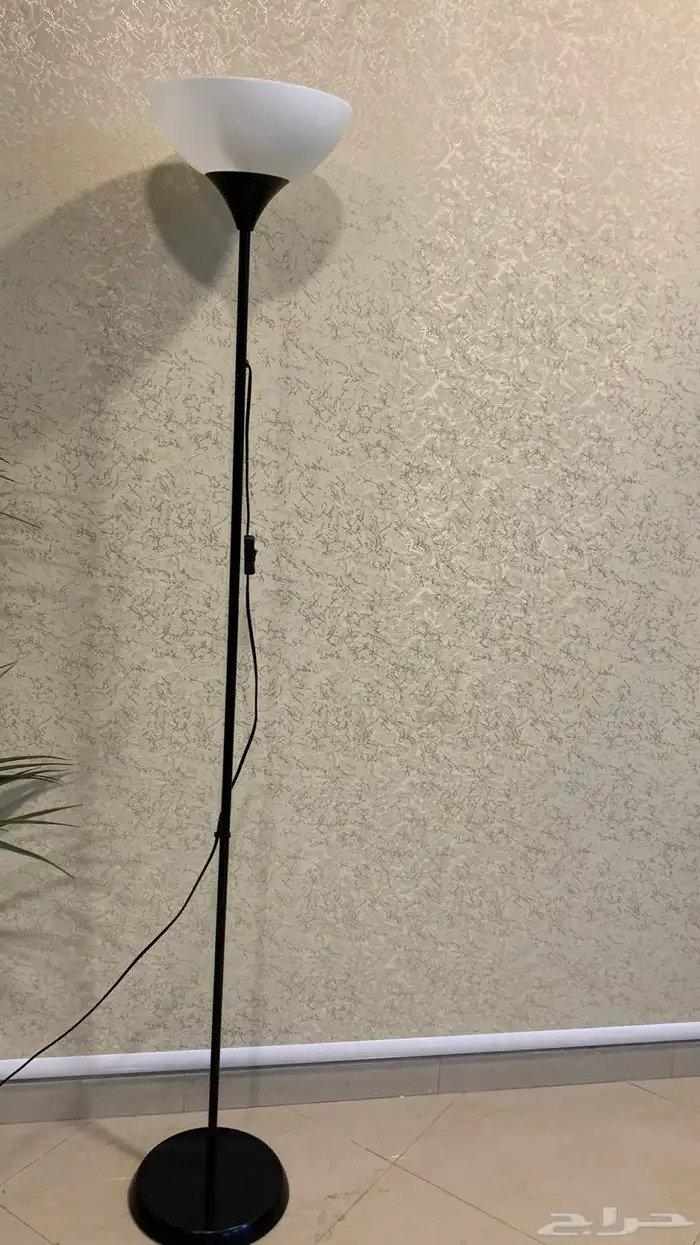 اباجورة طويلة 0