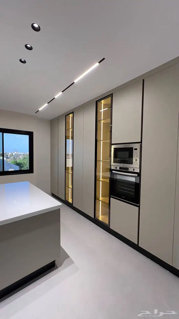 مطابخ مودرن كلاسيك 2025 0