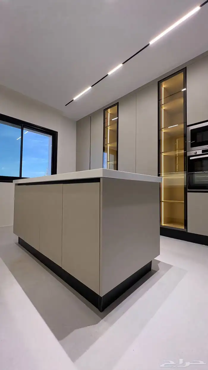 مطابخ مودرن كلاسيك 2025 9