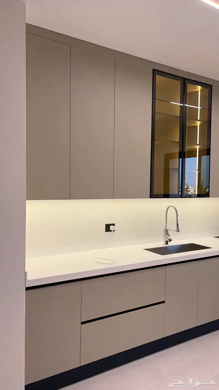 مطابخ مودرن كلاسيك 2025 6