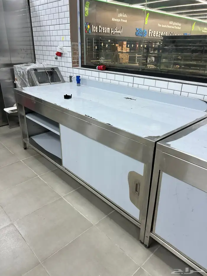 طاولات ستيل رفوف ستيل صواني مخابز ستيل 0