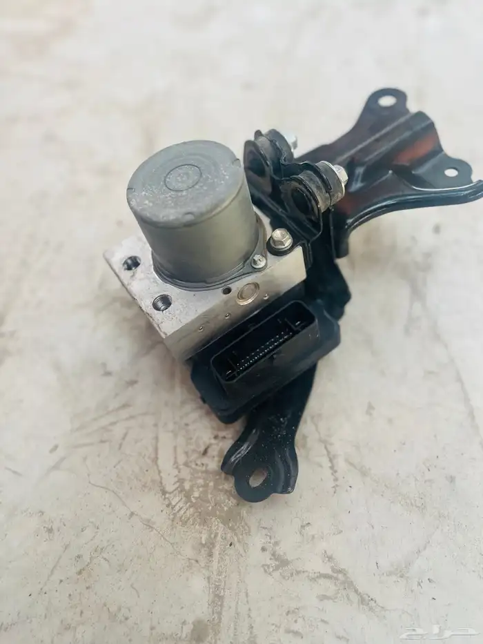 مانع انزلاق (ABS) تويوتا كورولا موديل 2021 0