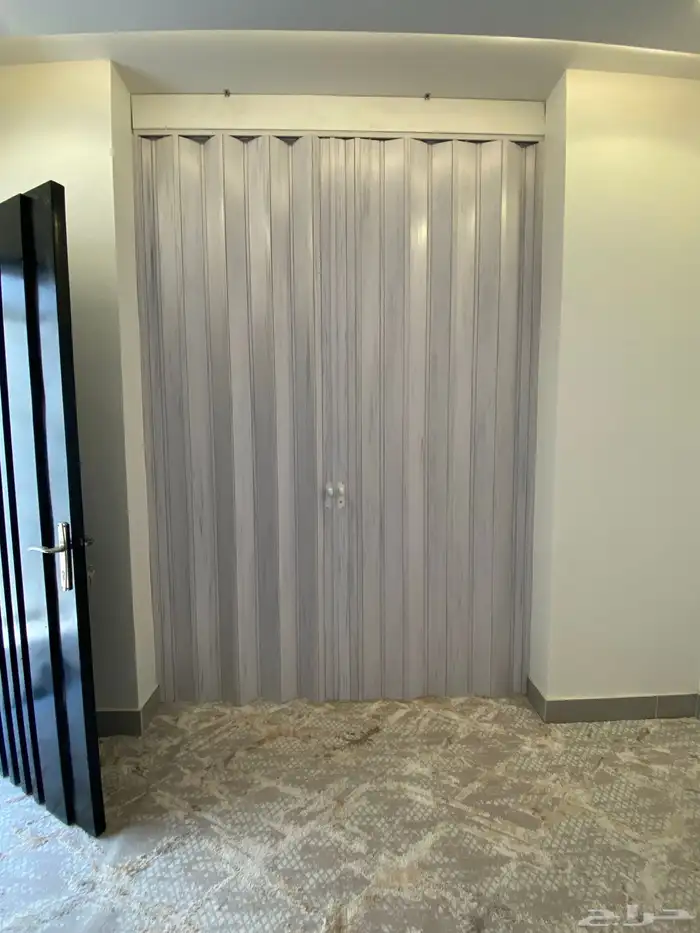 ابواب سحب أكورديون جلد وبيلاستيك 11