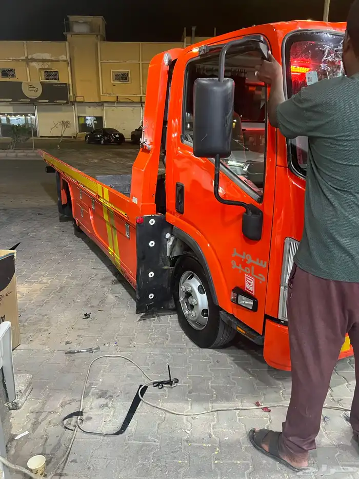 سطحه الخرج 1