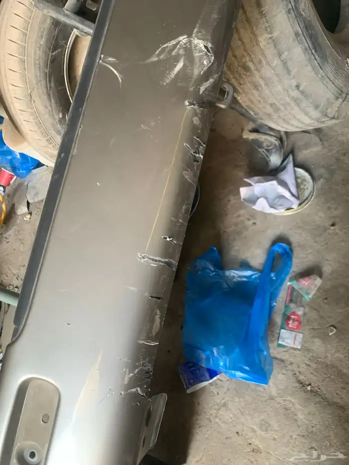 صدام خلفي VXR اصلي وكاله يحتاج سمكره فيه قطع حاجه بسيطه 1