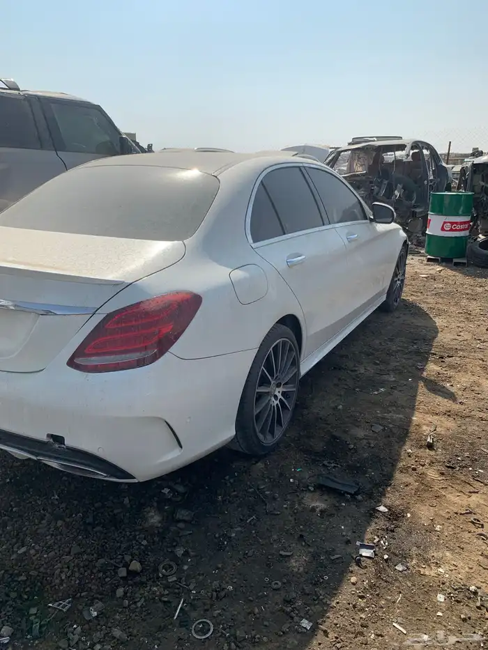 قطع غيار مستخدم مرسيدس2015 C300 10