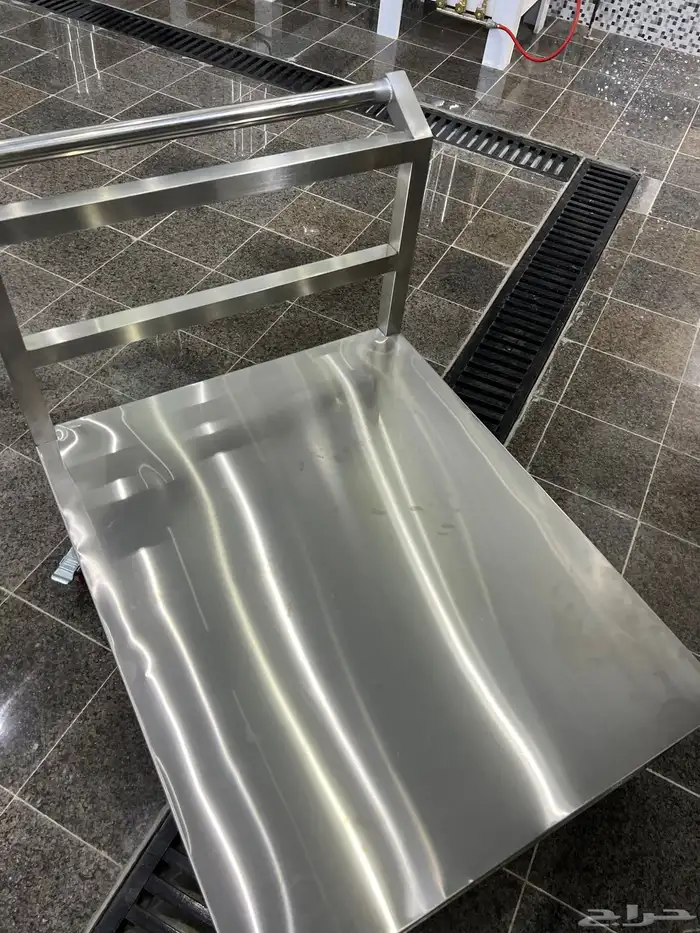 طاولات ستيل رفوف ستيل صواني مخابز ستيل 10