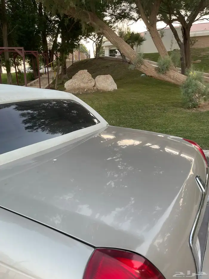 لنكولن تاون كار 2005 12