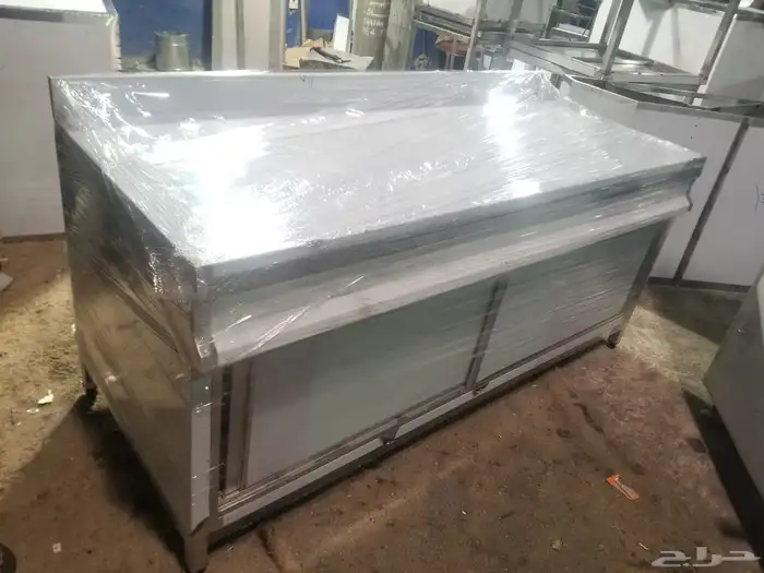 طاولات ستيل رفوف ستيل صواني مخابز ستيل 24